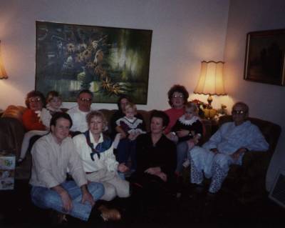 familylastpic.jpg